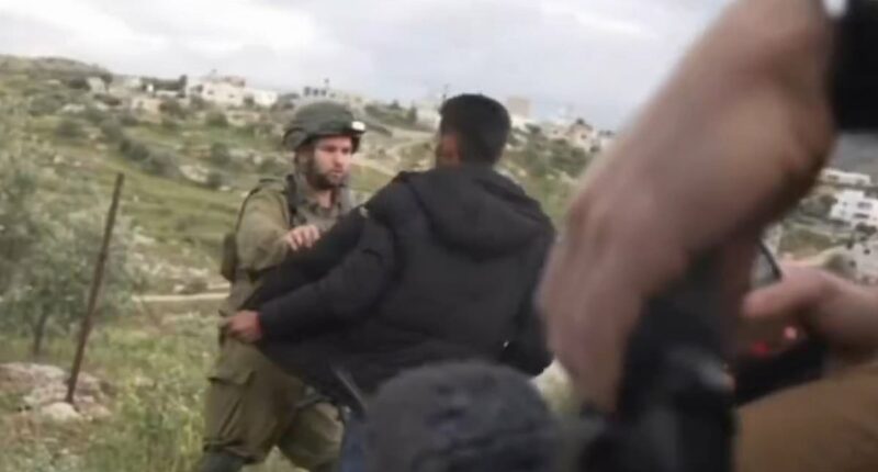 CNN journalist put in CHOKEHOLD by Israeli soldiers before detained