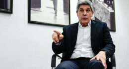 Carlos Fernández de Cossío: Cuba 'preparing' for 'possibility of military aggression'