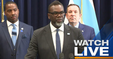 Chicago Mayor Brandon Johnson expected to veto City Council decision to freeze wage increases for tipped workers | LIVE