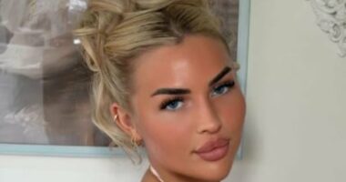 Devastated family remember 'kindest' woman, 24, killed in crash