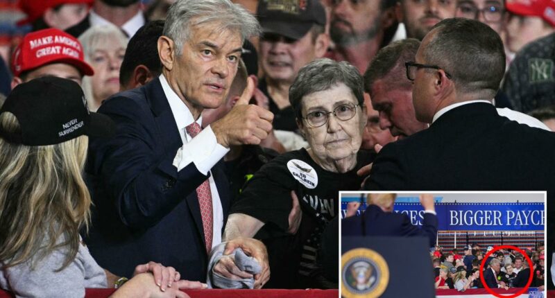 Dr. Oz helps older woman who collapsed during Trump's speech at Kentucky event