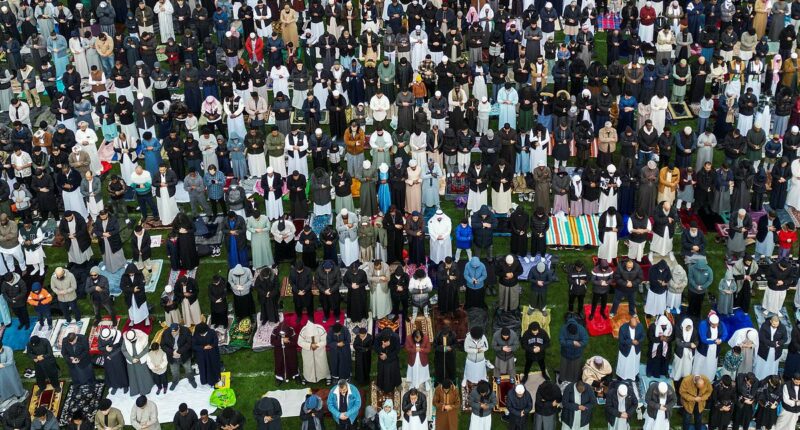 Eid brings 30,000 Muslims to Birmingham park to mark end of Ramadan