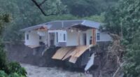 Elderly couple's dream Hawaii forever home destroyed by raging floods