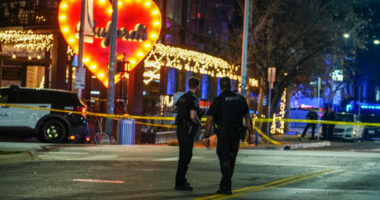 FBI investigates deadly shooting in Austin that left 3 dead, including gunman, and 14 injured