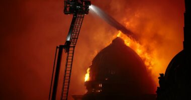 Fire yards from Glasgow Station causes chaos with all trains cancelled