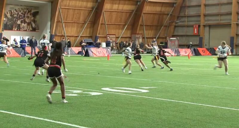 First-ever Illinois collegiate women's flag football tournament wraps up at Chicago Bears' Walter Payton Center at Halas Hall