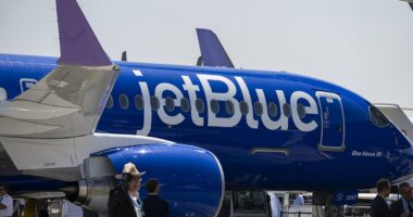 Ground stop issued for all JetBlue flights across US