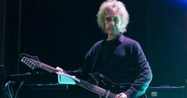 Guitarist Perry Bamonte left seven-figure sum to widow when he died