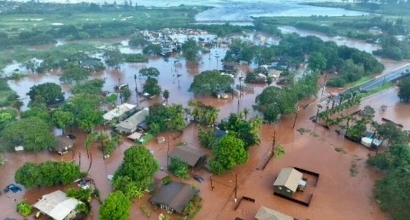 Hawaii dam faces imminent failure and thousands are told: 'Leave now'