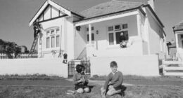 How Australia's middle class is shrinking before our eyes