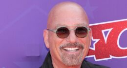 Howie Mandel issues apology to Kelly Ripa after snapping at her on-air