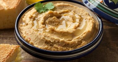 Hummus unblended: Why nutritionists say about the superfood dip