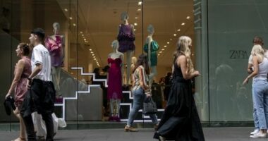 People move about in Sydney CBD retail areas, Thursday October 27, 2022.