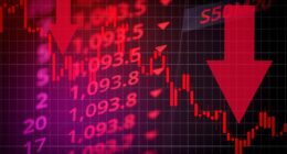 I'm a financial adviser who has seen every crisis for 40 years: Iran conflict has made markets nervous - but the worst thing investors can do is panic