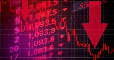 I'm a financial adviser who has seen every crisis for 40 years: Iran conflict has made markets nervous - but the worst thing investors can do is panic