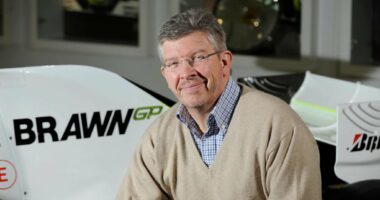 Celebrity Net Worth logo