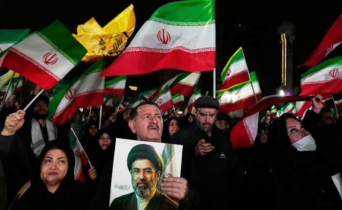 Iran and the US harden their positions as Tehran keeps its grip on the Strait of Hormuz