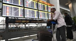Iran strikes: Dubai flights remain 'limited'