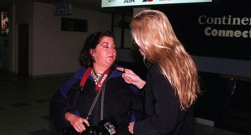 JFK Jr's demand and day Carolyn Bessette SPAT in photographer's face