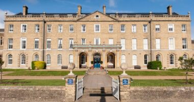 Judge's comments to 'depressed and anxious' school fees fraudster