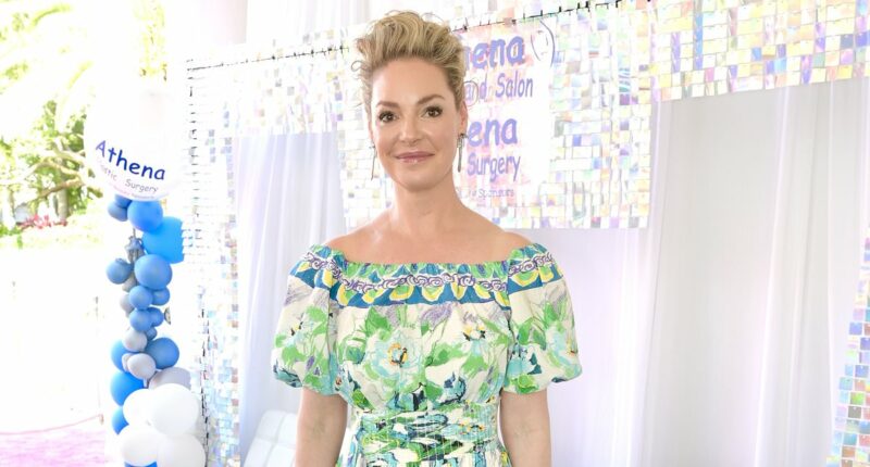 Katherine Heigl slams 'useless' fans over her Mar-a-Lago appearance