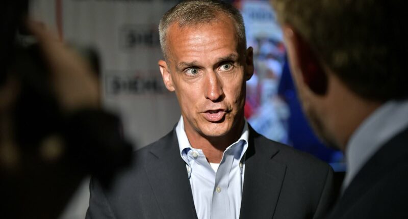 Lewandowski refuses to say if he'll quit DHS and praises Trump