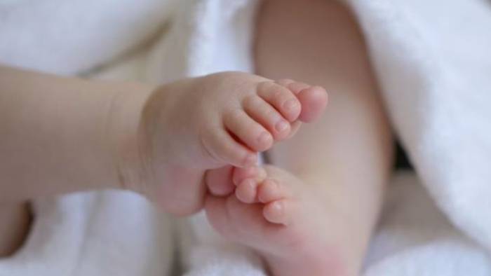 Longwood fertility clinic closes after woman gives birth to wrong baby