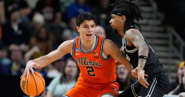 March Madness college basketball: Andrej Stojakovic scores 21 as No. 3 seed Illinois beats 11th-seeded VCU 76-55 to reach Sweet 16