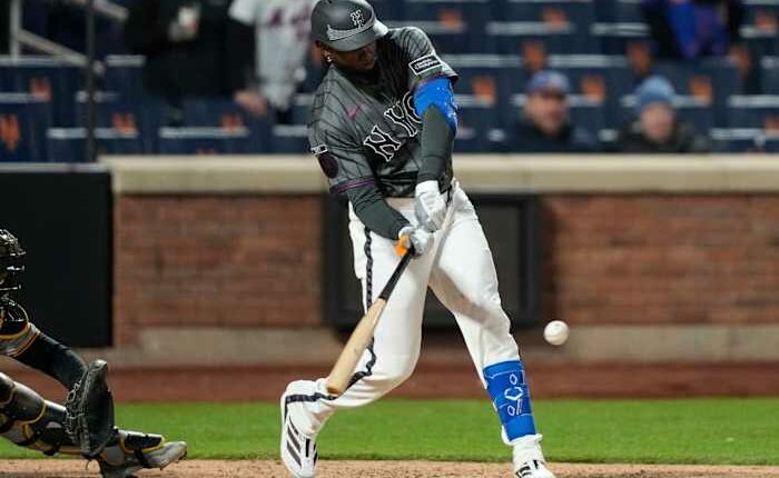 Mets rally past the Pirates 4-2 on a 3-run homer by Luis Robert Jr. in the 11th inning