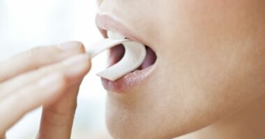 Millions told to chew gum before bed for one surprising reason