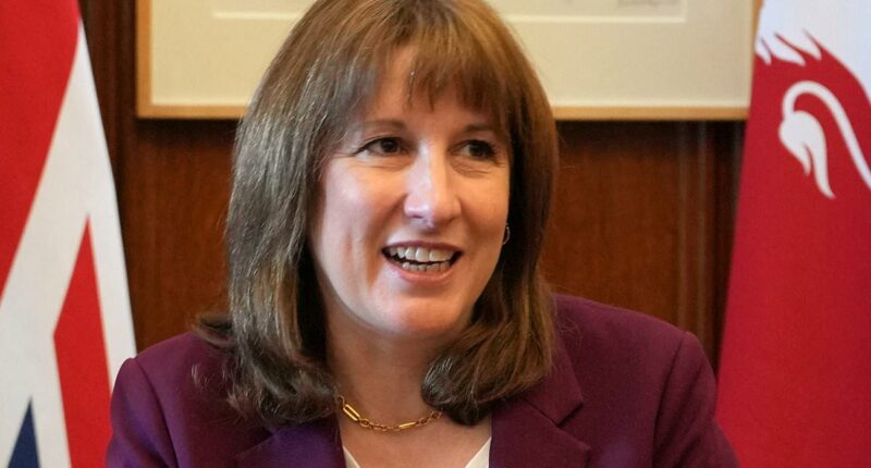 Ministers 'bracing for energy bills bailout' amid 'long' Iran crisis