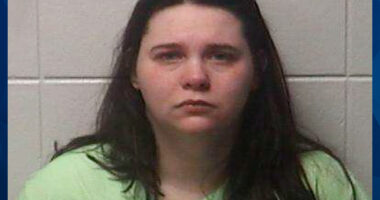 Mom Arrested After 5-Year-Old Epileptic Daughter Drowns in Urine-Filled Bathtub