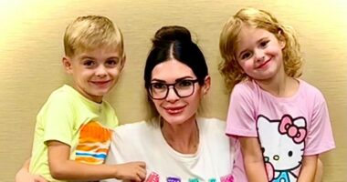 Mother killed herself and twins after husband refused to halt divorce