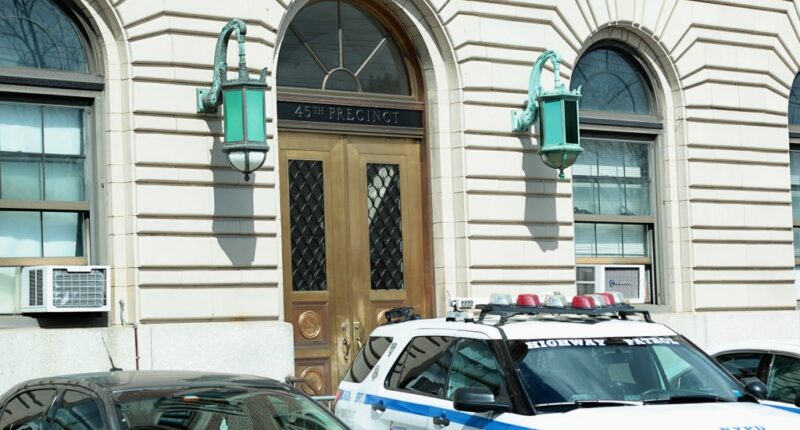 NYC tries to limit right to record cops