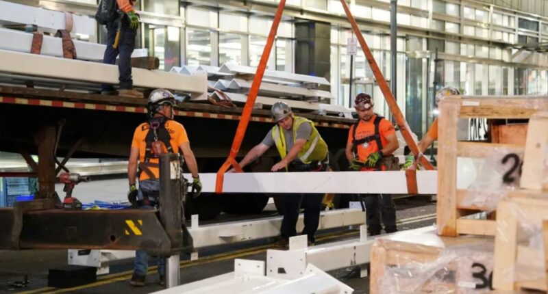 NYC's minimum wage could hit $30 under new proposed law