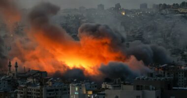 Netanyahu to widen invasion of Lebanon