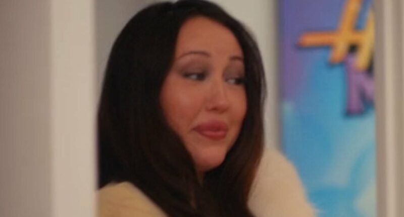 Noah Cyrus' changing face as plastic surgeons suggest her tweakments