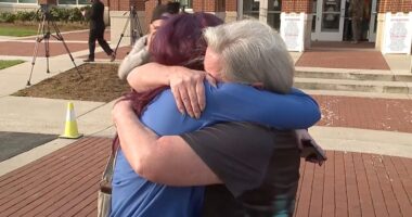 North Carolina woman who vanished 24 years ago tearfully reunites with daughter outside court