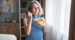 Nutritionist explains breakfast that 'lowers cholesterol naturally' and it's not fruit