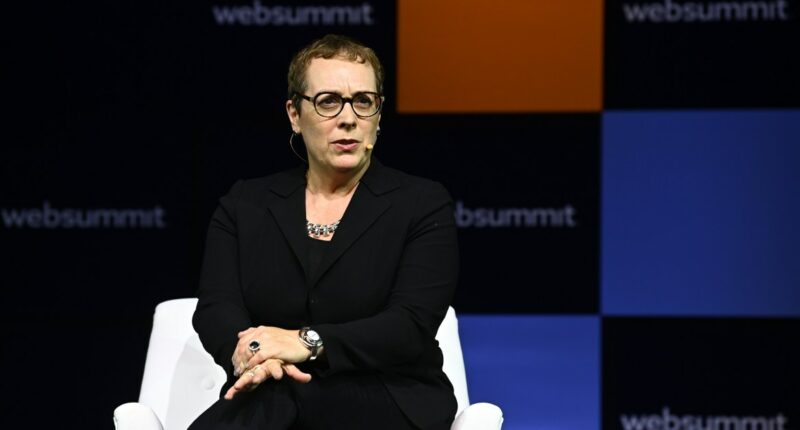 One of Grammarly’s ‘experts’ is suing the company over its identity-stealing AI feature