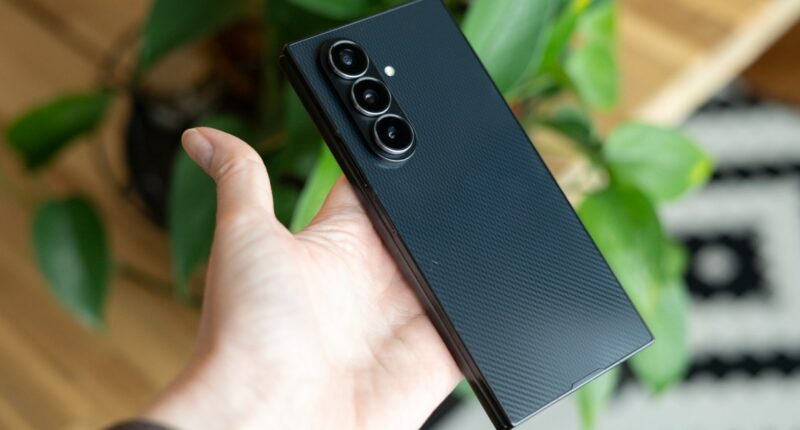 PSA: Don’t buy a $4,400 gray market Samsung TriFold on eBay