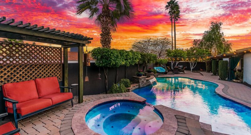 Panic as 1 in 5 sellers slash house prices