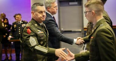 Pentagon leaders award 2 Purple Hearts to Old Dominion cadets who took down ISIS supporter