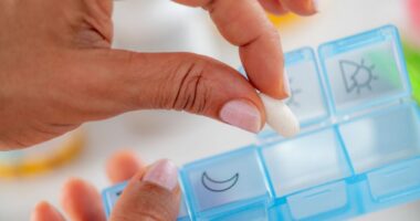 Pharmacist says why he never recommends multivitamins to customers