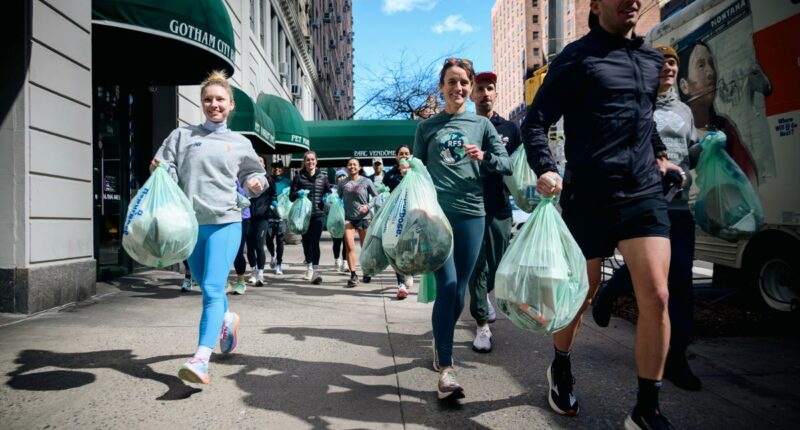 'Plogging' fitness trend taking over NYC's dirty streets