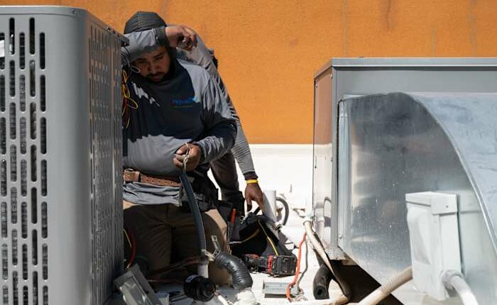 Record-smashing heat continues: 'Basically the entire U.S. is going to be hot'