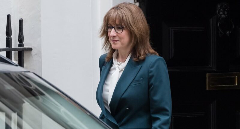 Reeves talks up help for 'workers' amid 'Benefits St energy bailout'