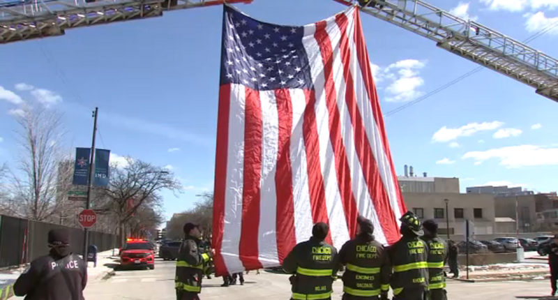 Rogers Park, Chicago fire: Firefighter Michael Altman dies amid blaze on West North Shore Avenue at Clark, CFD says