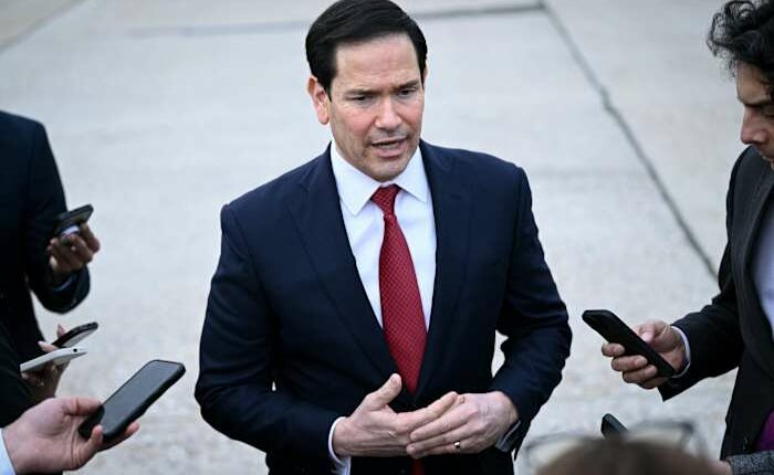 Rubio denies Zelenskyy's claim that the US asked Ukraine to cede land to Russia for security deal