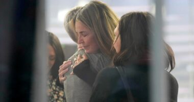 Savannah Guthrie returns to 'Today' show studio for first time since mother went missing